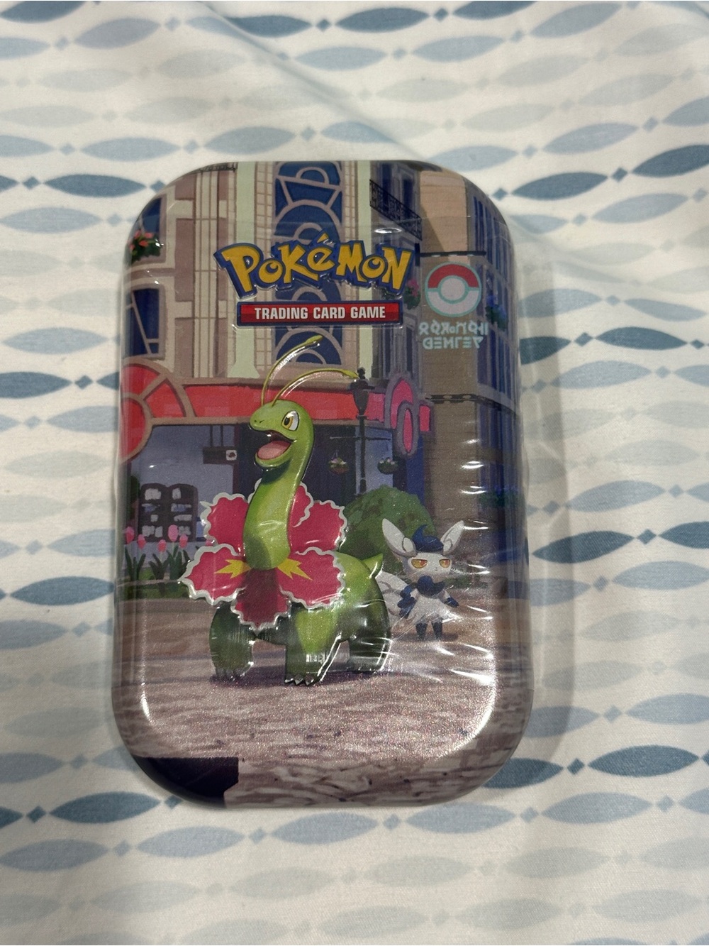 Pokemon TCG: Lumiose CIty mini tin (Chaos Rising and Perfect Order)